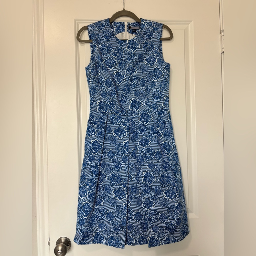 Tommy Hilfiger Blue White Floral Sleeveless Dress new with tags